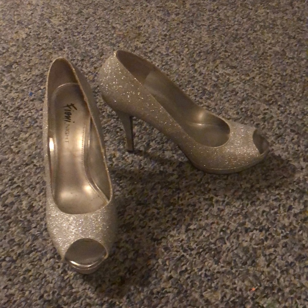 Prom shoes 👠